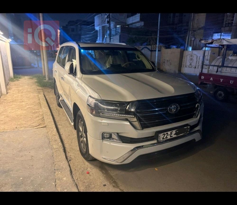 تويوتا لاندكروزر